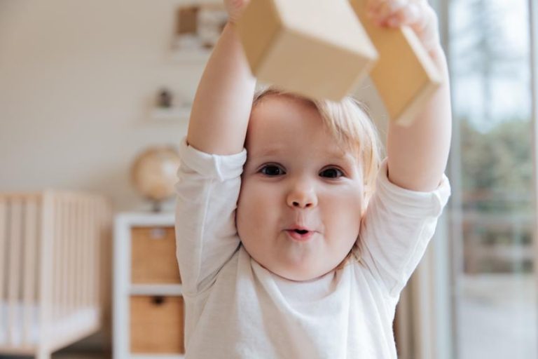 Why Age-Appropriate Educational Toys Benefit Toddlers