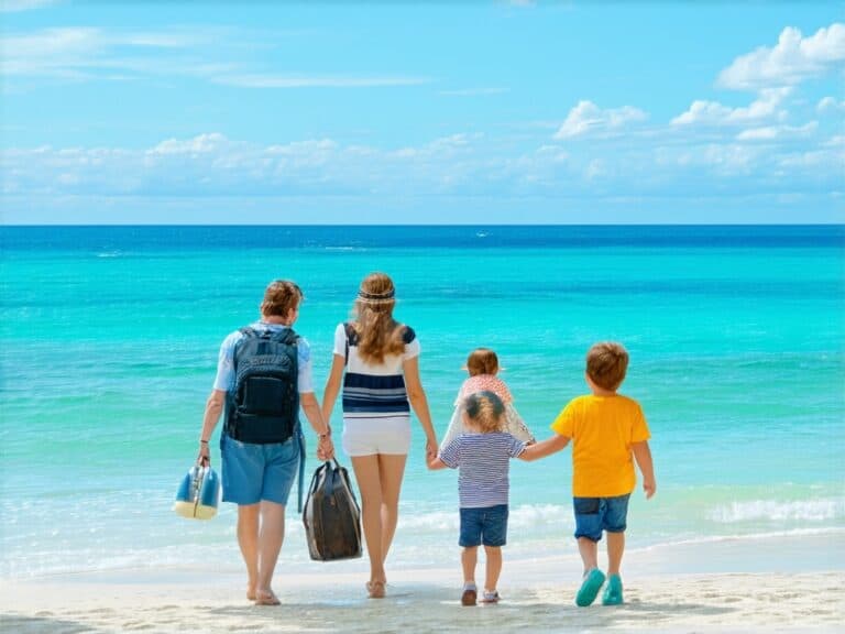 5-tips-for-stress-free-family-traveling-this-summer